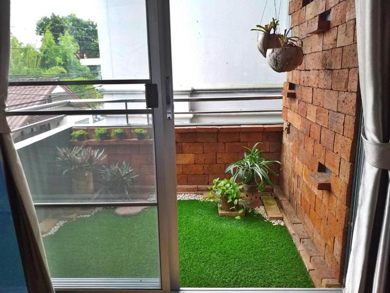 Ingmon House Hotel Chiang Mai Bagian luar foto