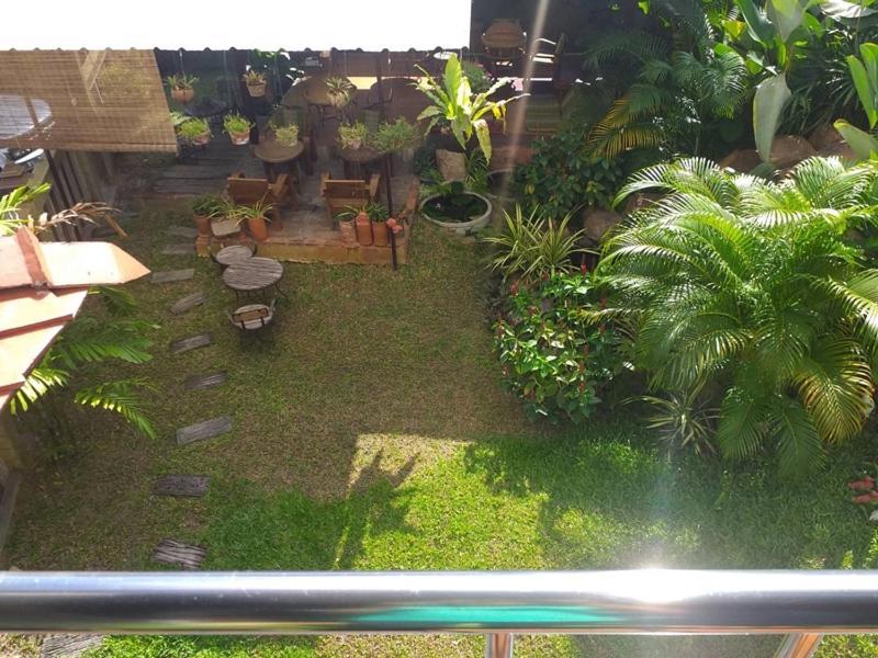 Ingmon House Hotel Chiang Mai Bagian luar foto