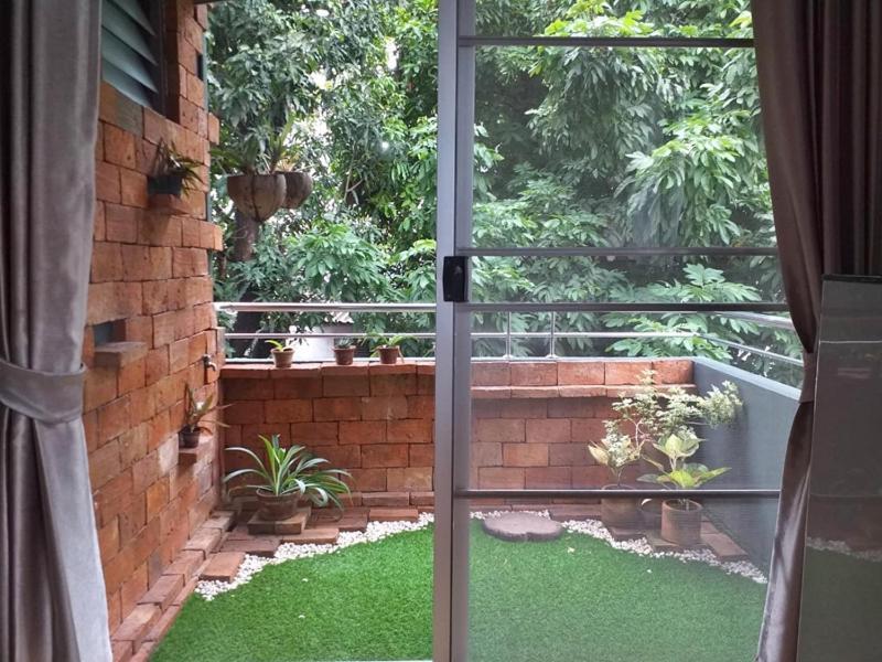 Ingmon House Hotel Chiang Mai Bagian luar foto
