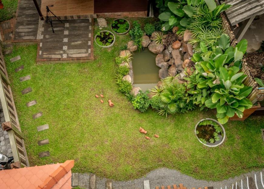 Ingmon House Hotel Chiang Mai Bagian luar foto