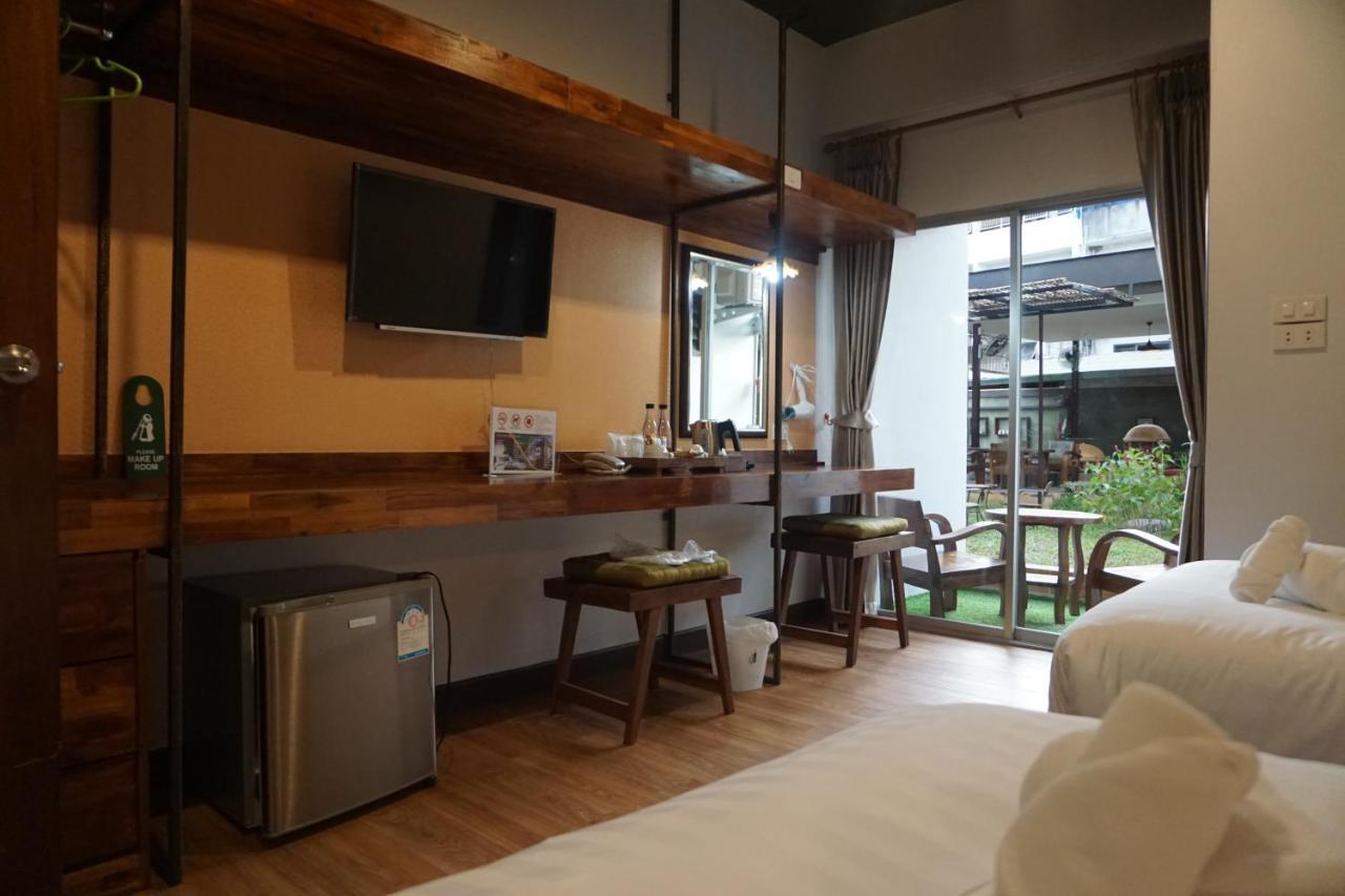 Ingmon House Hotel Chiang Mai Bagian luar foto