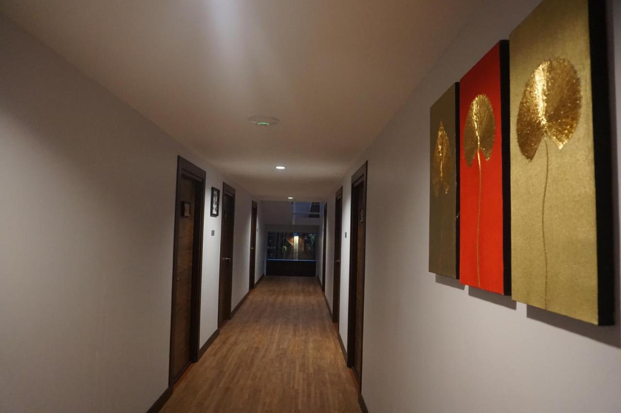 Ingmon House Hotel Chiang Mai Bagian luar foto