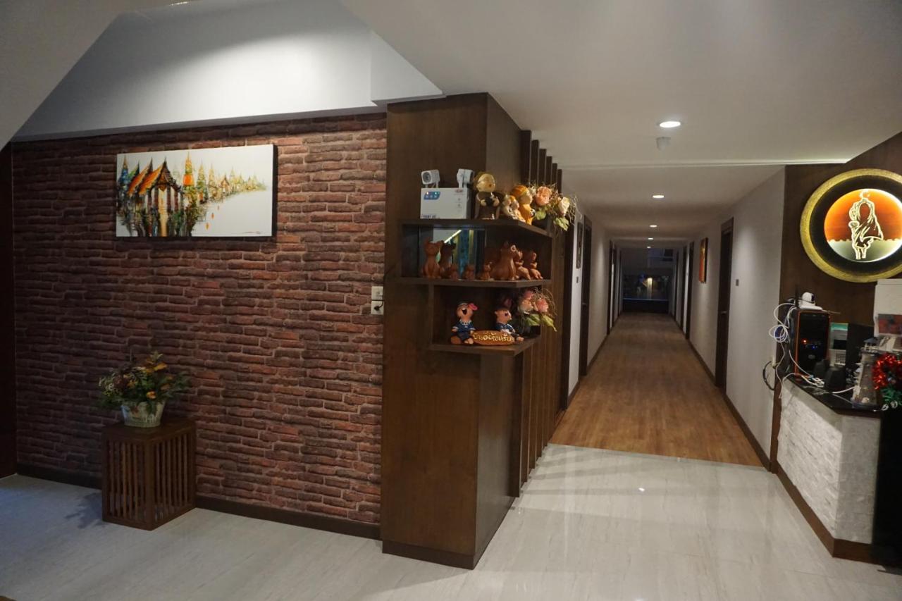 Ingmon House Hotel Chiang Mai Bagian luar foto